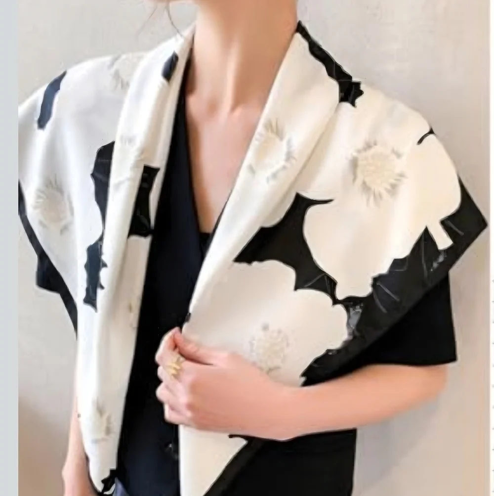 NWT Luxury Monochrome Floral Silky Square Scarf Black & White Botanical Wrap 35" - Picture 4 of 8